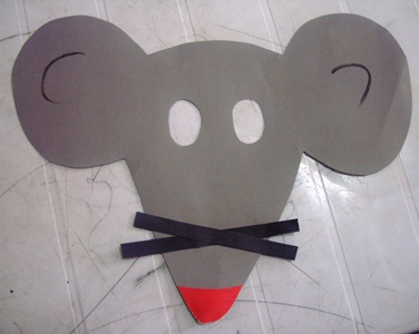 okul-öncesi-dünyam-fare-maskesi-etkinliği
